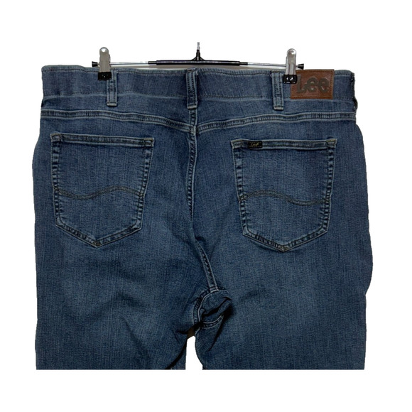 Lee Jeans Mens 44X32 Blue Actual 42X32 Extreme Motion Straight Tapered Stretch - Picture 6 of 9
